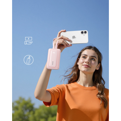 أنكر بنك طاقة Zolo بقدرة 35 واط مع كابلين USB-C مدمجين سعة 10000 مللي أمبير لون أسود